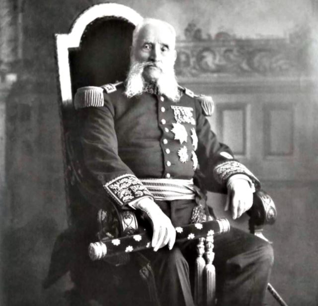 Andrés Avelino Cáceres conocido como El Brujo de los Andes, militar y político peruano que lideró la resistencia durante la Guerra del Pacífico y fue dos veces presidente del Perú