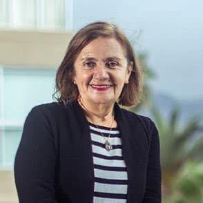 Carmen McEvoy, historiadora peruana especializada en historia republicana del Perú y autora de estudios sobre Jorge Basadre y la Guerra del Pacífico